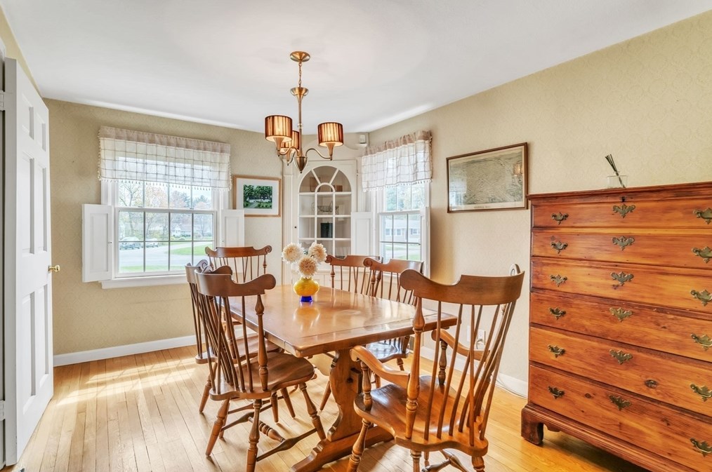 207 Granville Rd, Montgomery MA 01085-3945 exterior