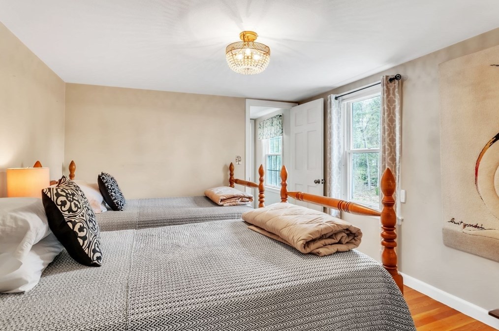 207 Granville Rd, Montgomery MA 01085-3945 exterior