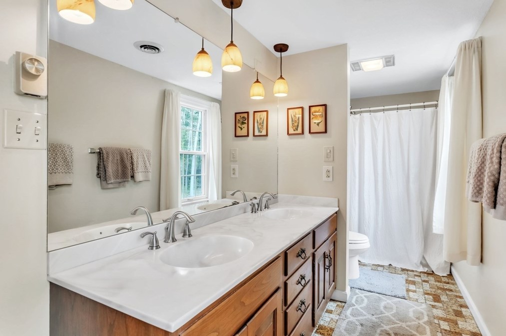 207 Granville Rd, Montgomery MA 01085-3945 exterior