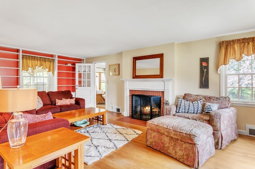 207 Granville Rd, Montgomery MA 01085-3945 exterior