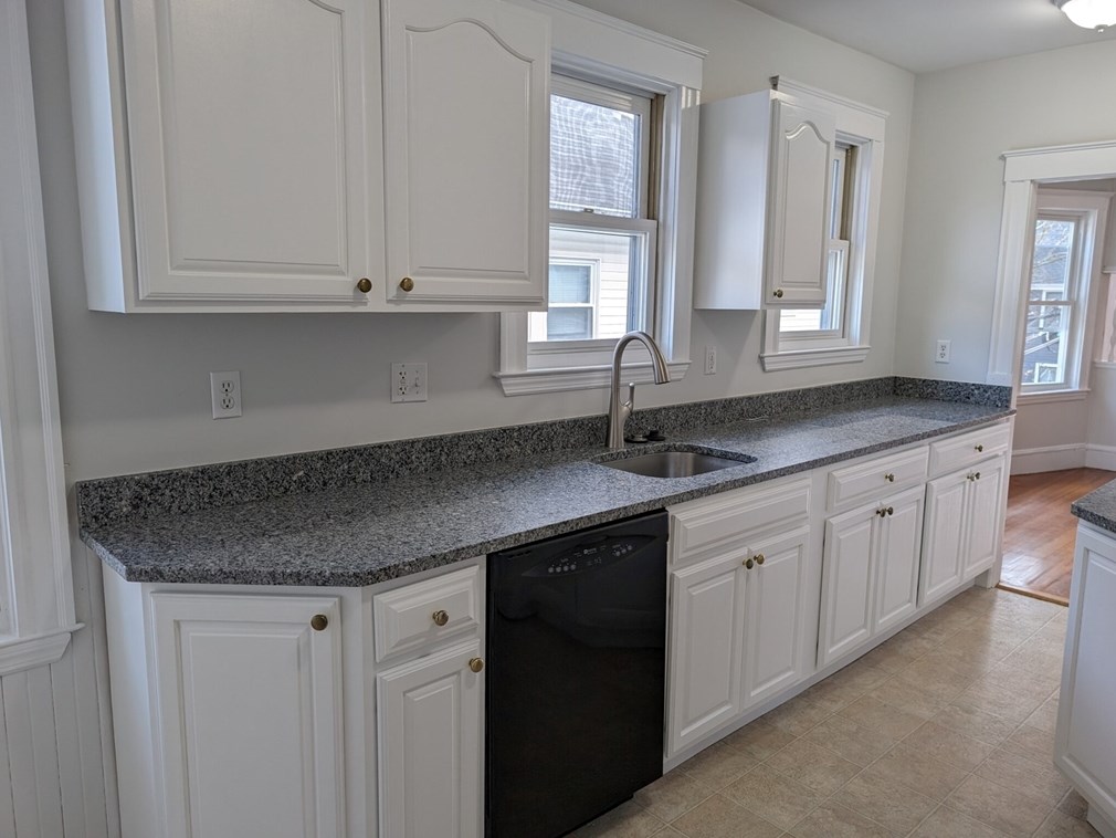 8 Wilson Ave #2, Belmont, MA 02478