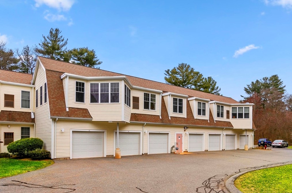 63 Central St #212, North Reading, MA 01864