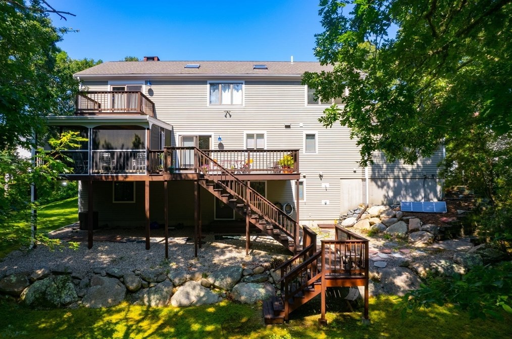 1 Punch Bowl Dr, Falmouth MA  02540-2342 exterior