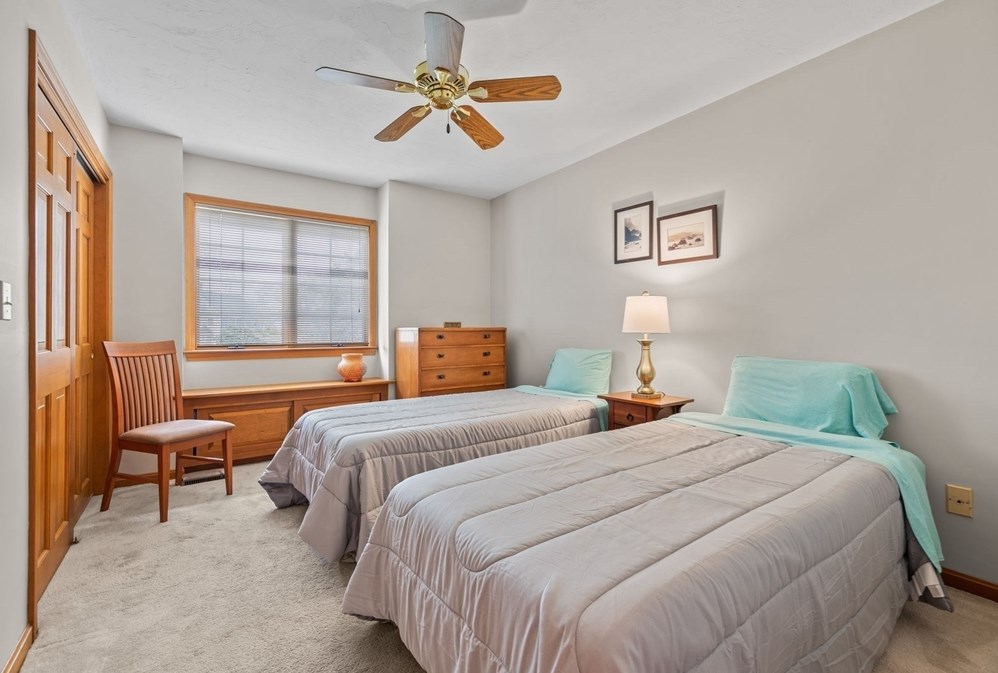 1 Punch Bowl Dr, Falmouth MA  02540-2342 exterior