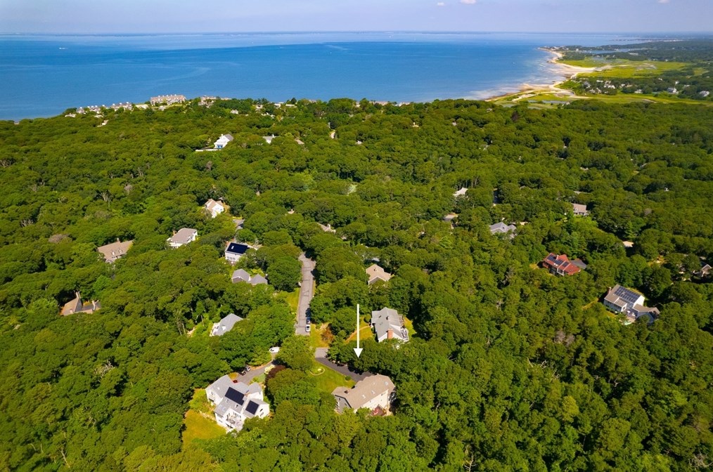 1 Punch Bowl Dr, Falmouth MA  02540-2342 exterior