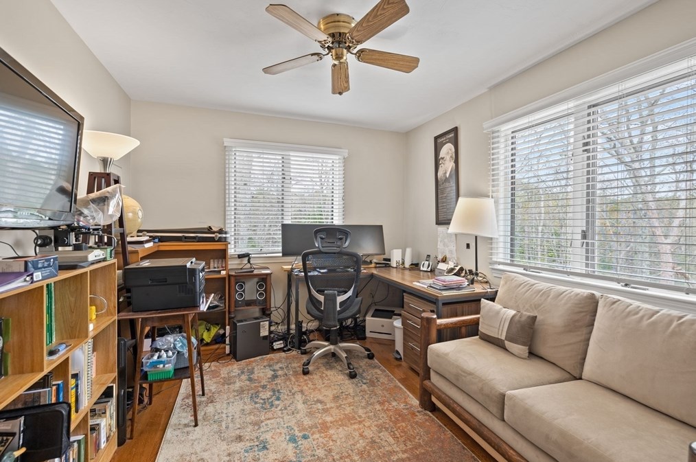 1 Punch Bowl Dr, Falmouth MA  02540-2342 exterior