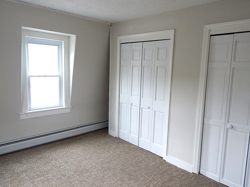 59 Highland Ave, Royalston MA  01331-2424 exterior