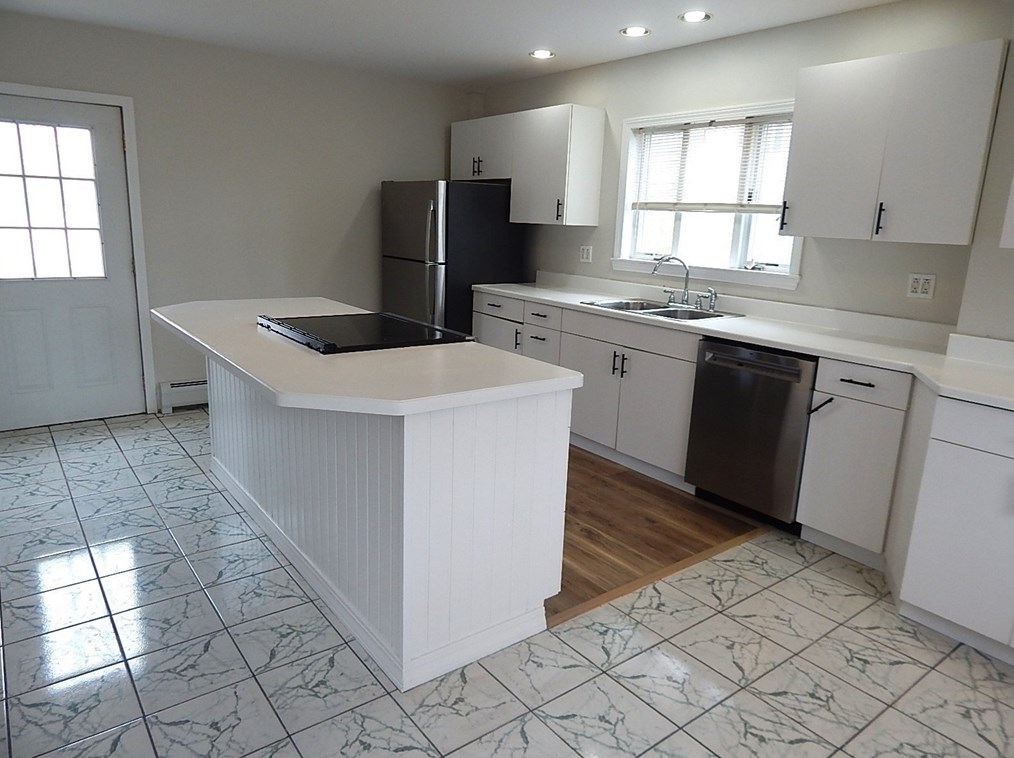 59 Highland Ave, Royalston MA  01331-2424 exterior