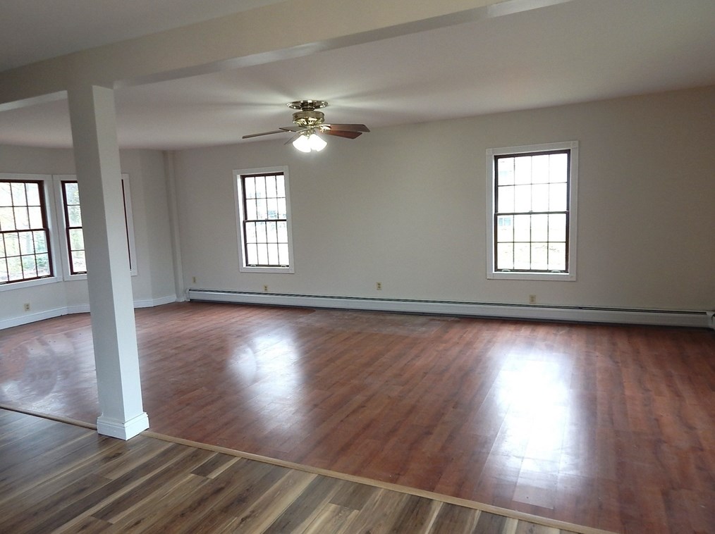 59 Highland Ave, Royalston MA  01331-2424 exterior