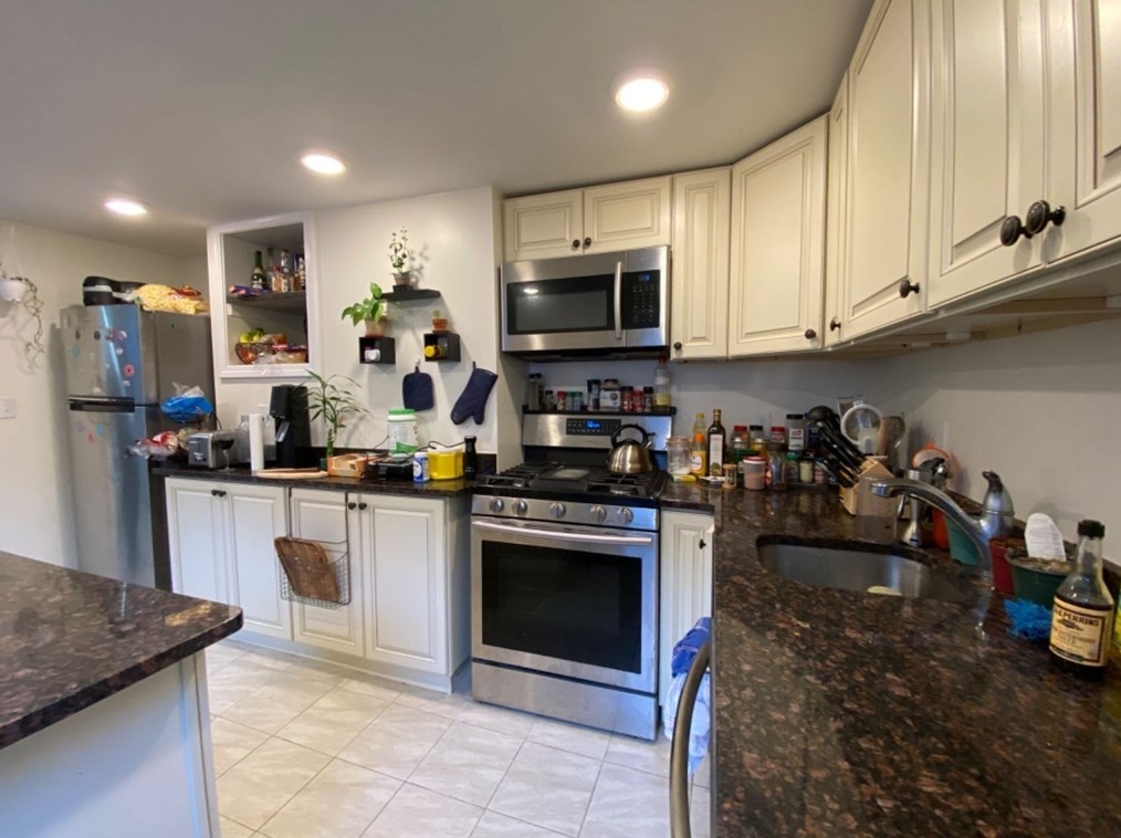 74 Spring St # 1, Cambridge, MA