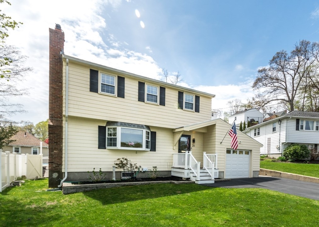 20 Dale Cir, Waltham, MA 02451