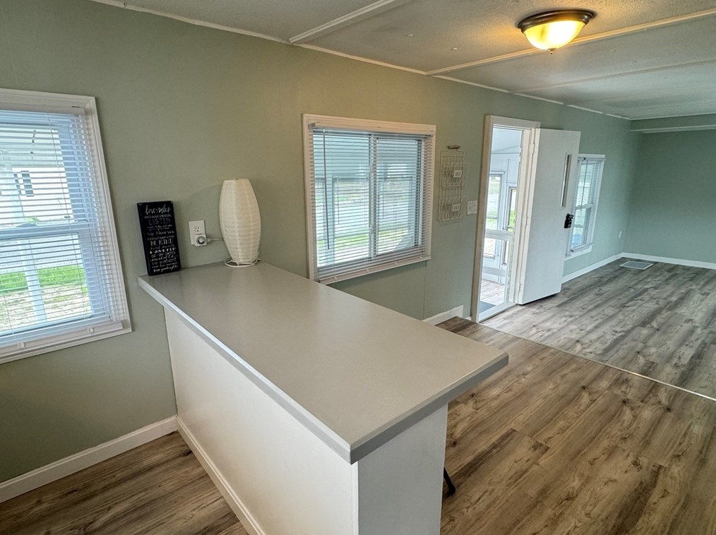 4 Mayflower Ave, Taunton MA  02780-1115 exterior