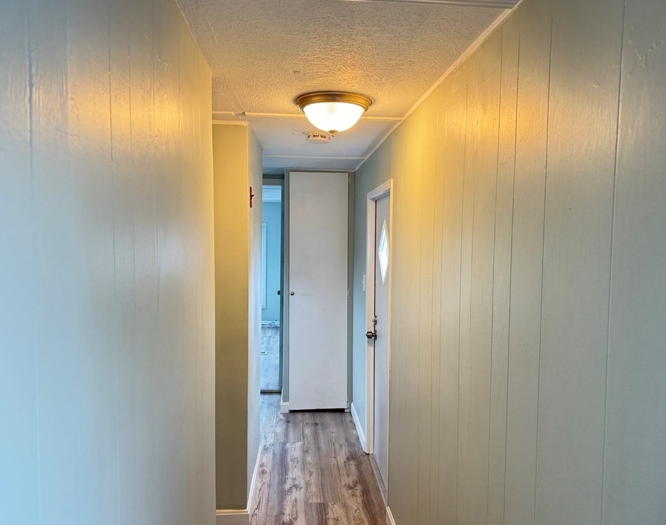 4 Mayflower Ave, Taunton MA  02780-1115 exterior