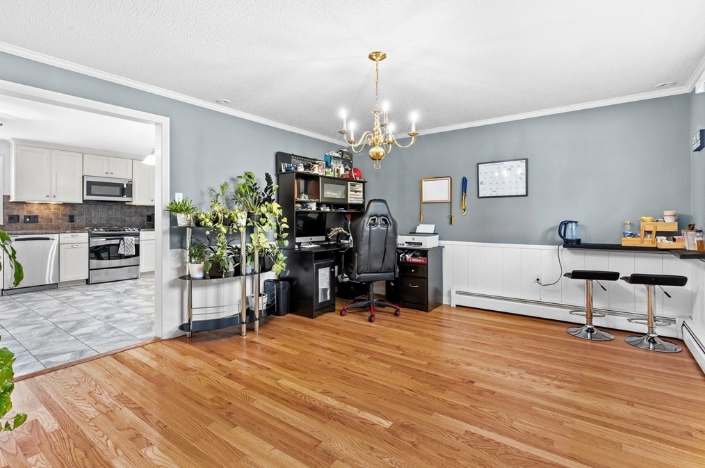 30 Boornazian Rd, Methuen MA 01844-2802 exterior