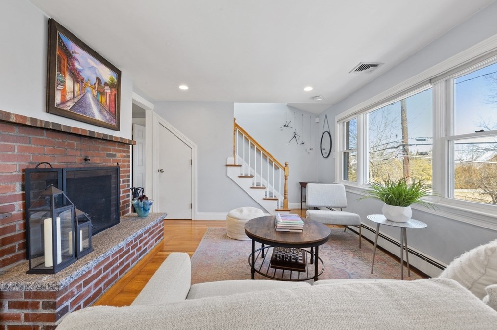 334 Mystic St, Arlington, MA 02474