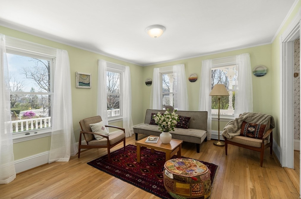 4 Mount Locust Ave, Rockport MA  01966-1117 exterior