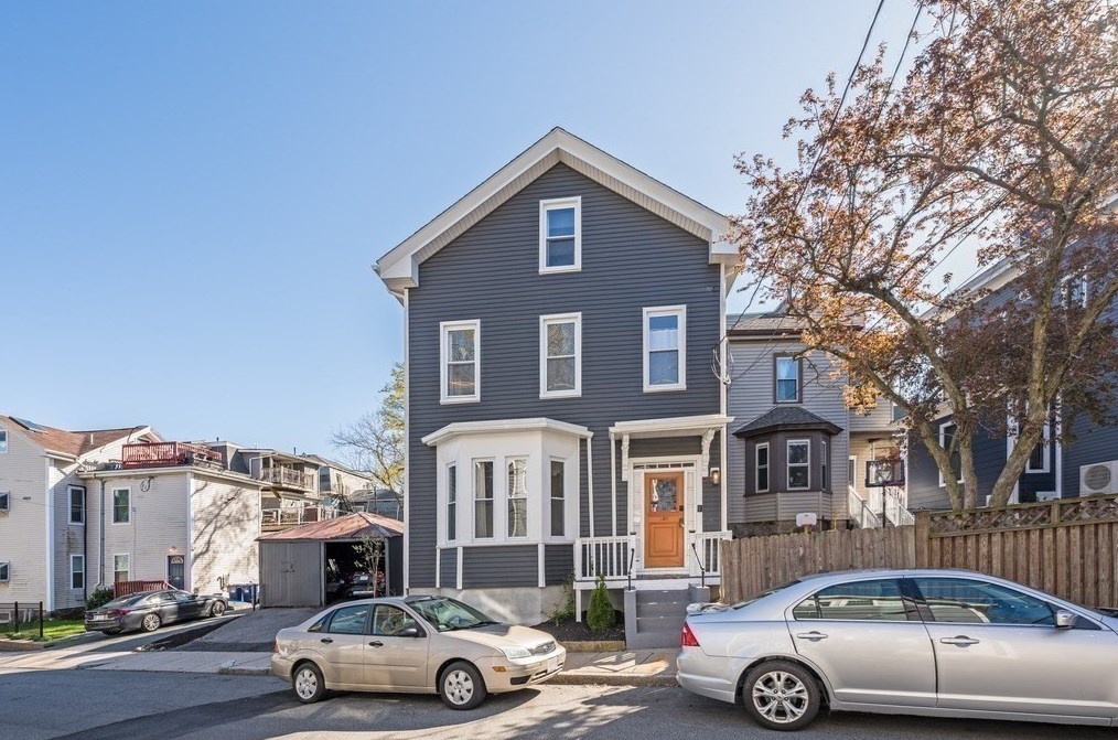 105 Forbes St, Boston MA exterior