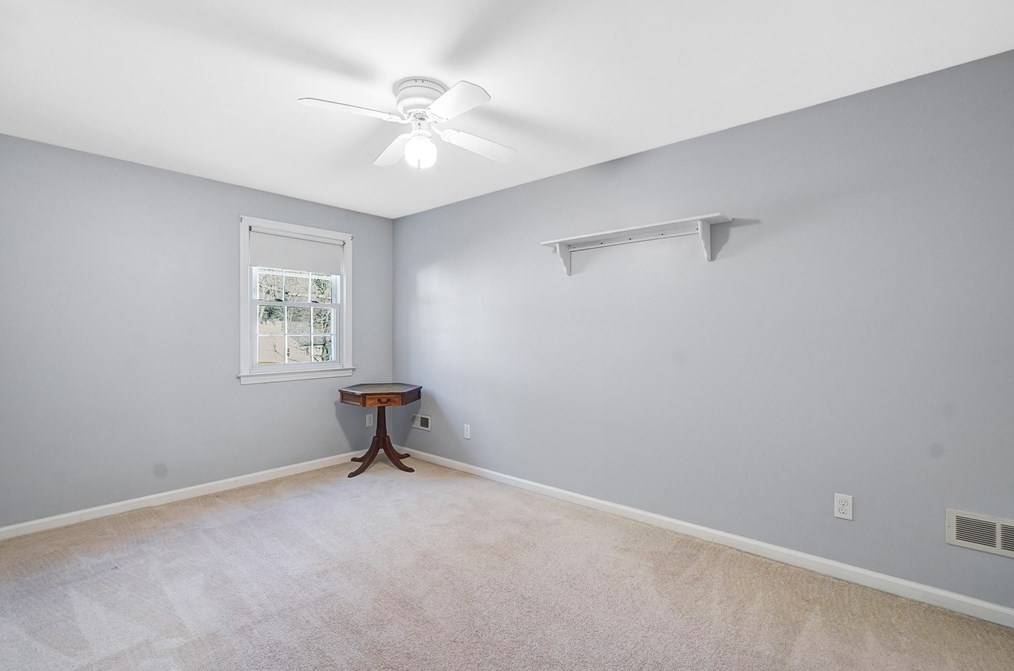 63 Country Clb Dr, Montgomery MA 01085 exterior