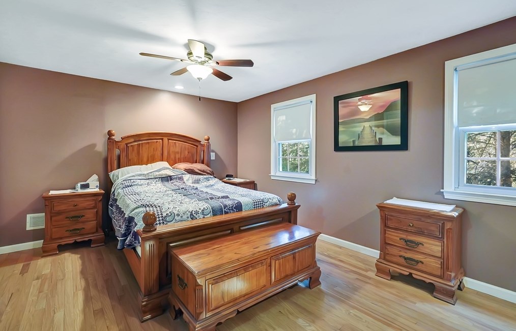 63 Country Clb Dr, Montgomery MA 01085 exterior