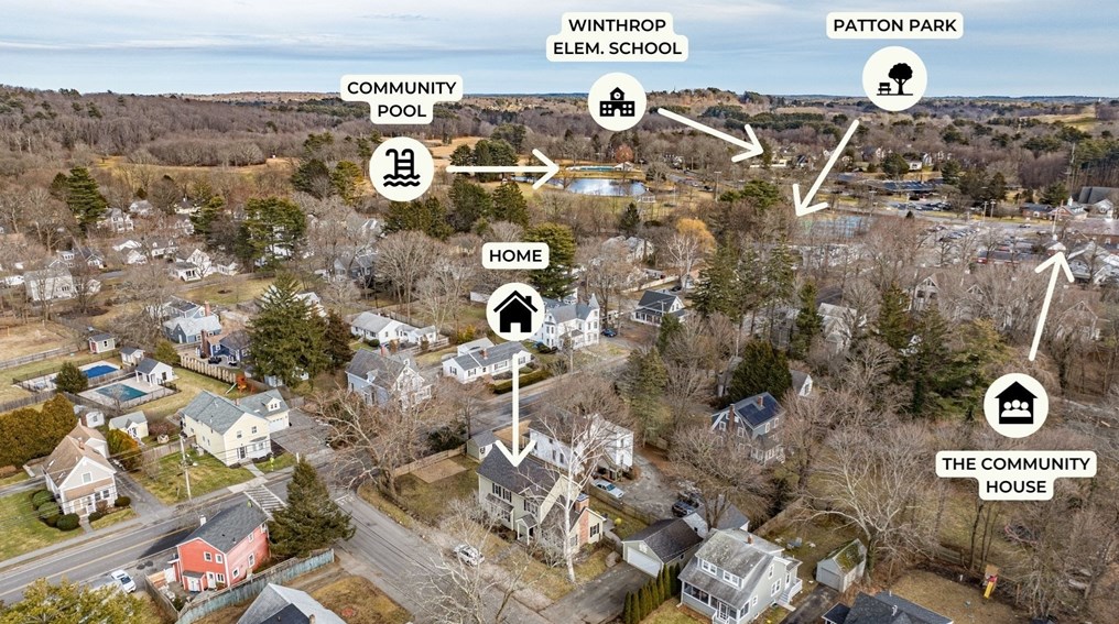 95 Union St, Hamilton MA  01982-2116 exterior