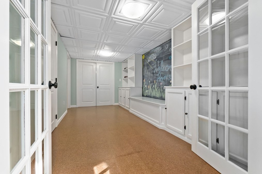 95 Union St, Hamilton MA  01982-2116 exterior