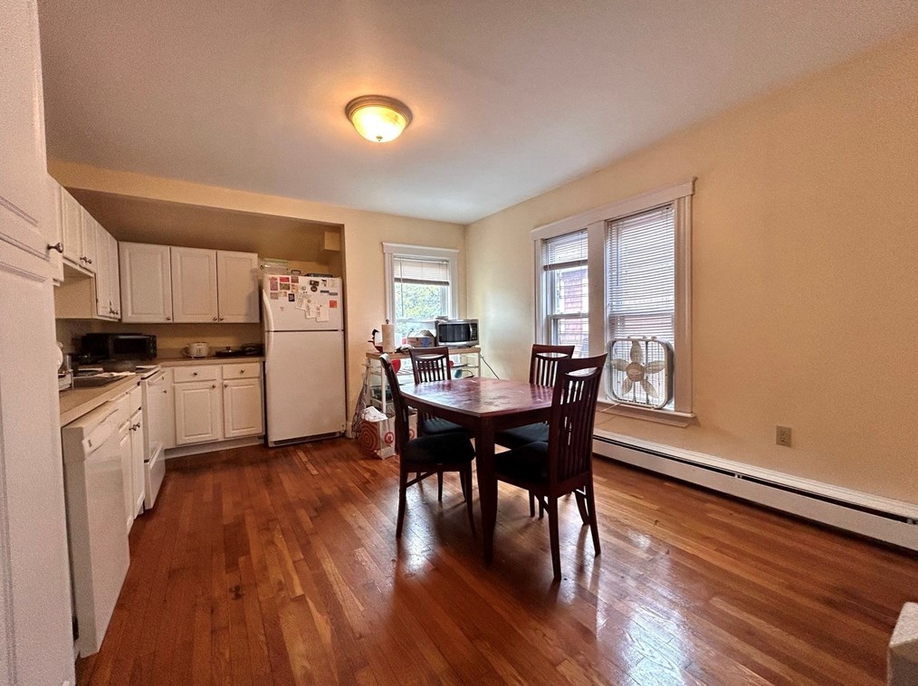 17 Wadsworth St, Roxbury Xing, MA 02134 exterior