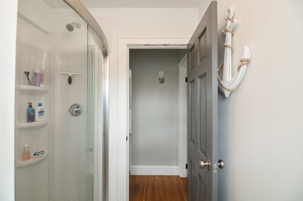 27 Rockdale St, Fall River MA  02726-2440 exterior