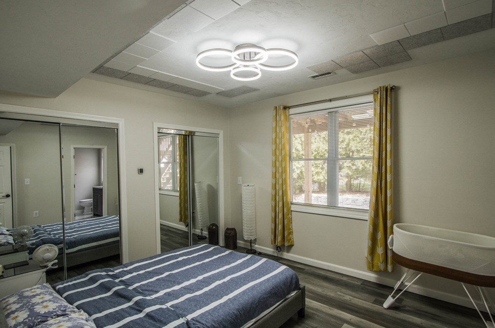 19 Matteo St, Worcester MA  01606-1178 exterior