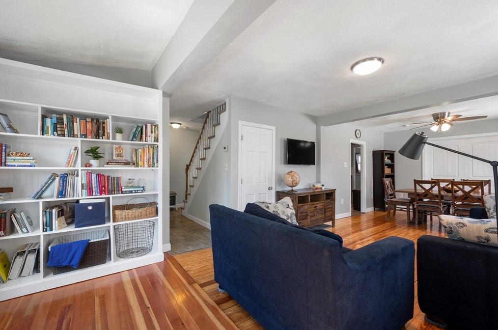 10 Crane St, Danvers MA  01923-3014 exterior