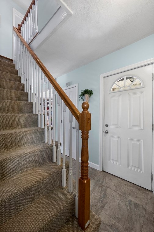 10 Crane St, Danvers MA  01923-3014 exterior