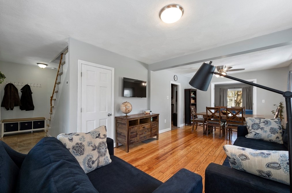 10 Crane St, Danvers MA  01923-3014 exterior