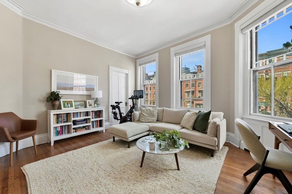 580 Tremont St Apt 1, Boston, MA