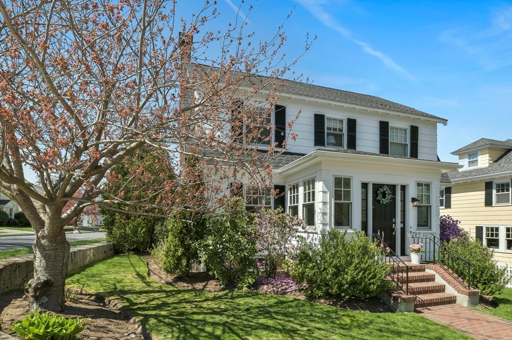 56 Walnut St, Milton, MA 02186