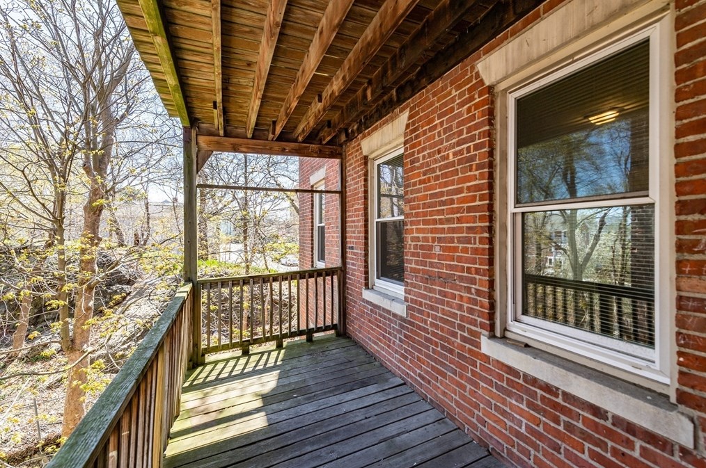 14 Townsend St, Boston MA exterior