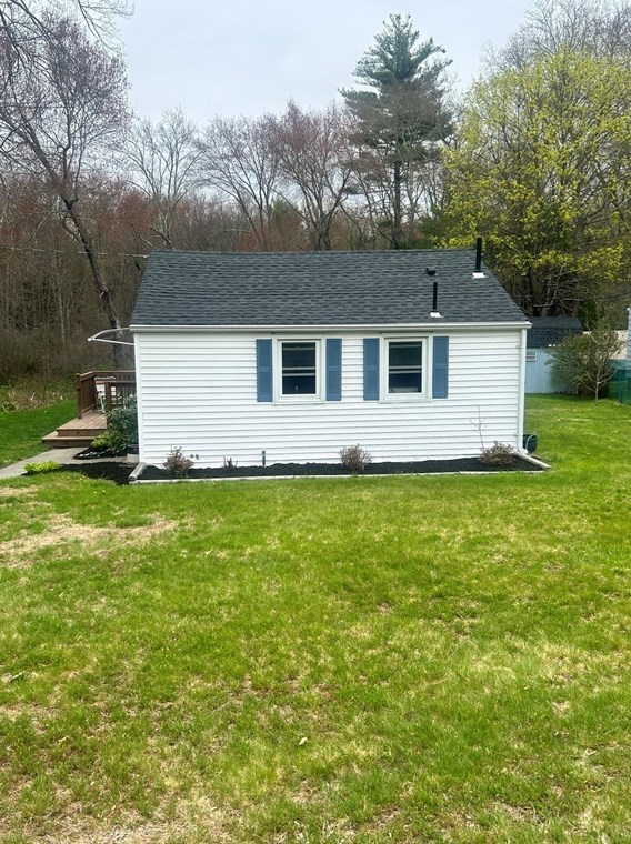 51 Kendall St, Granby, MA 01033-9510