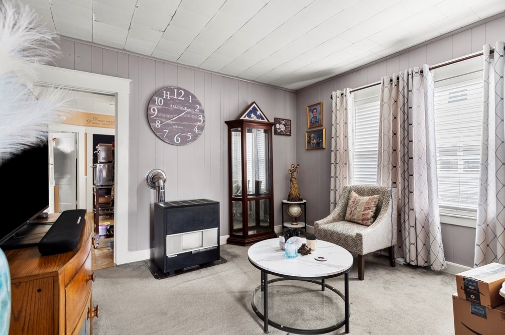 496 Concord St, Lowell MA 01852-3624 exterior