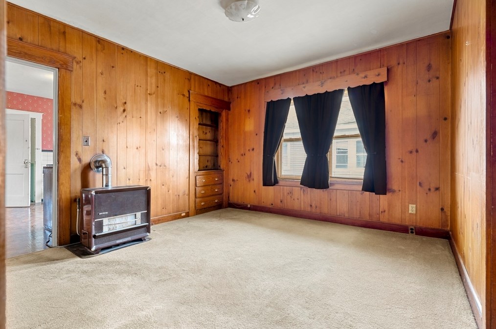 496 Concord St, Lowell MA 01852-3624 exterior