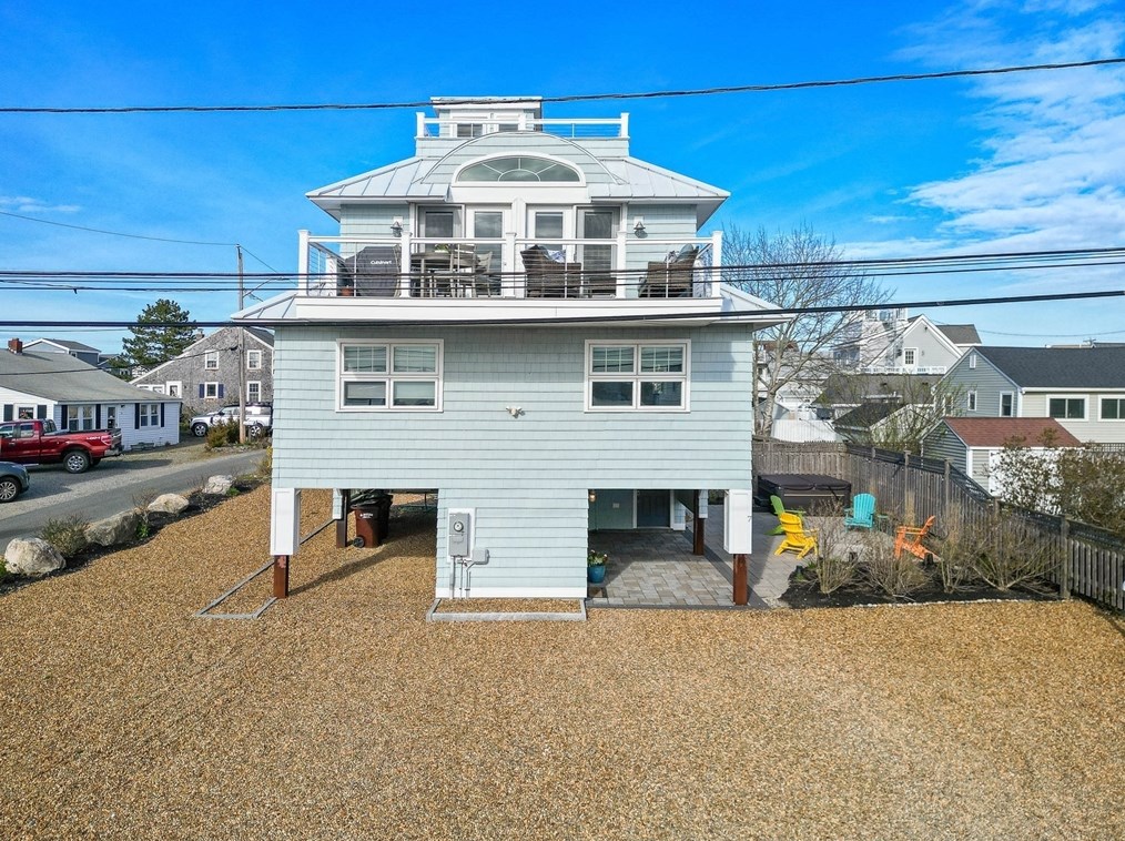 7 48Th St, Plum Island, MA 01951 exterior