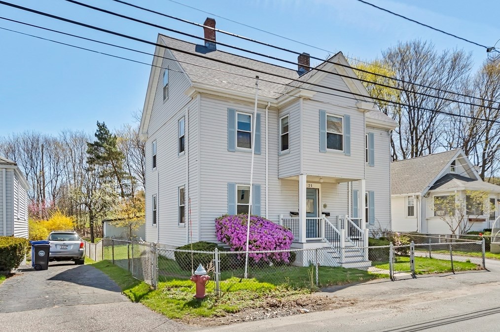 25 Thistle Ave, Milton, MA 02186