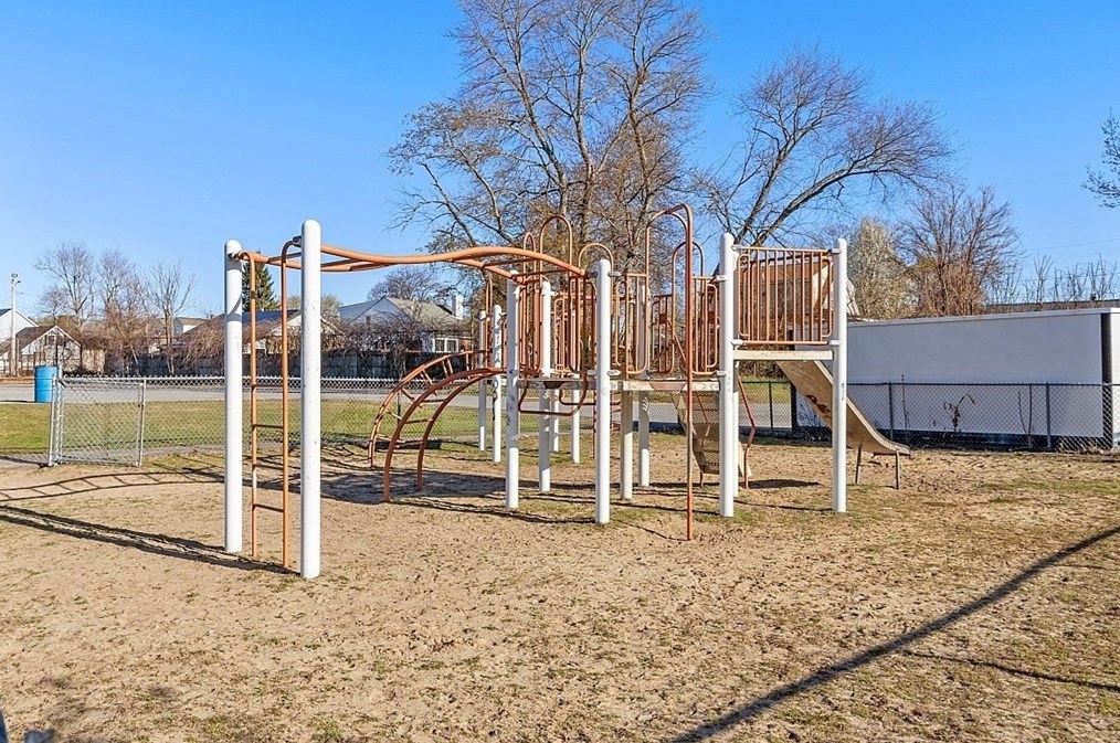 46 Ashford St, Methuen MA  01844-5436 exterior