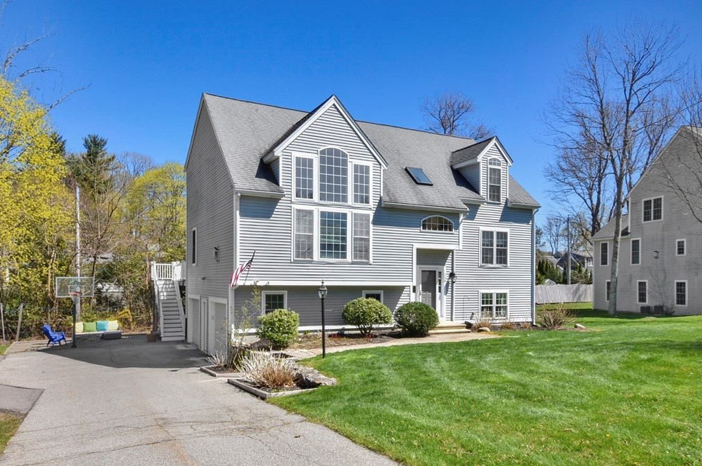 158 Winifred Ave, Worcester, MA 01602 exterior