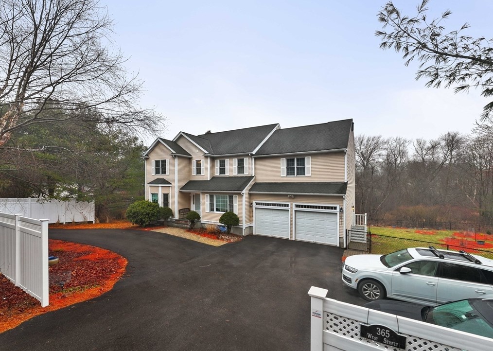 365 West St, Dedham, MA 02026-5519