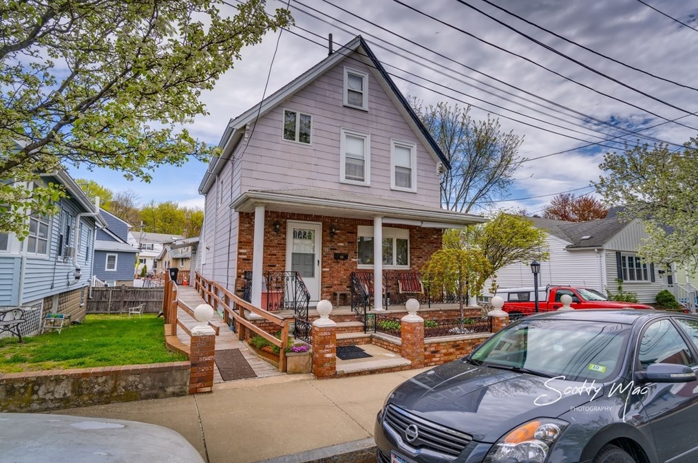 38 Reserve St, Malden, MA 02148