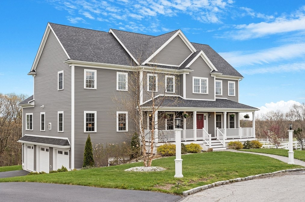 130 Windkist Farm Rd, North Andover, MA 01845-6353