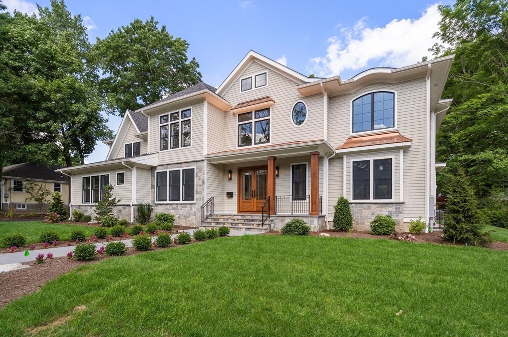 104 Beethoven Ave, Newton, MA 02468