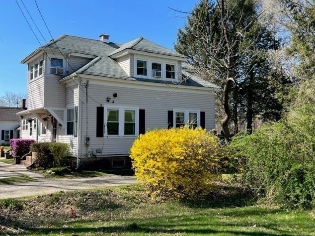 25 Meadow St, Gill, MA 01360
