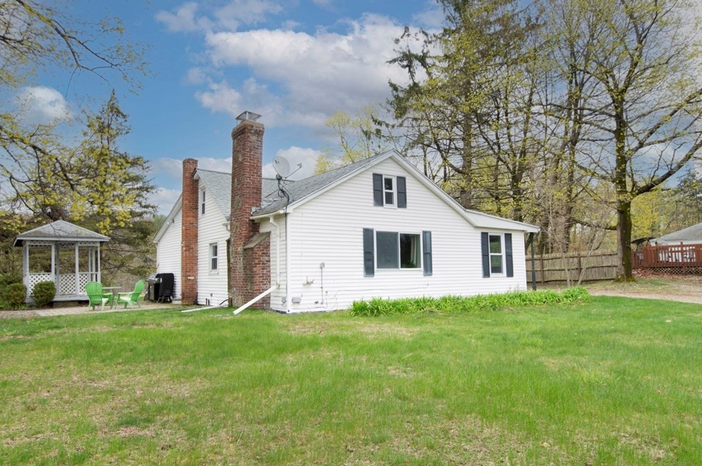 320 Pleasant St, Worcester, MA 01612