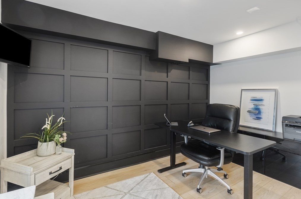 62 Beaufort Ave, Needham MA 02492-3804 exterior