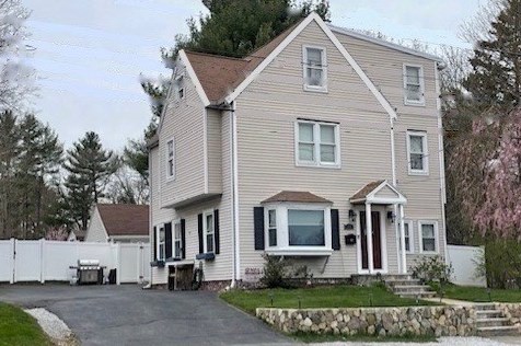 108 Pearl St, Reading MA  01867-1733 exterior