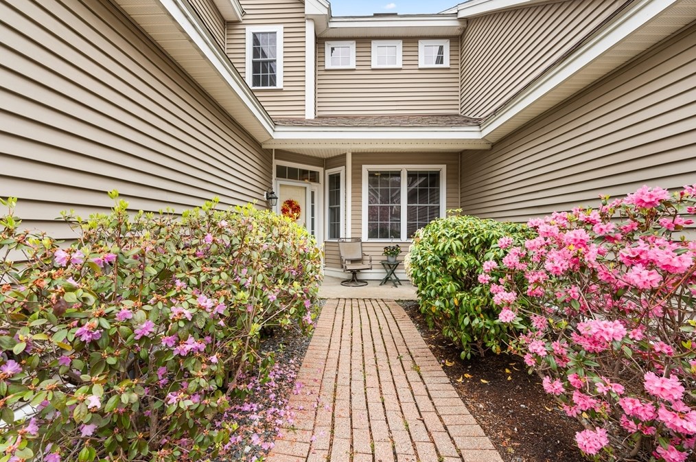 503 Linwood Ct, Clinton, MA 01510-3934